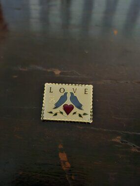 Vintage 1988 Johnathan Grey USPS Commemorative Love Stamp Enameled Pin Brooch